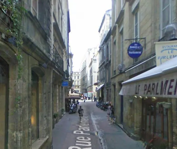 Atypique Grand Theatre *